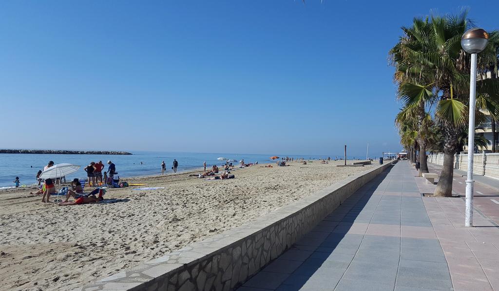 Apartamentos Turisticos Augustus Cambrils Luaran gambar