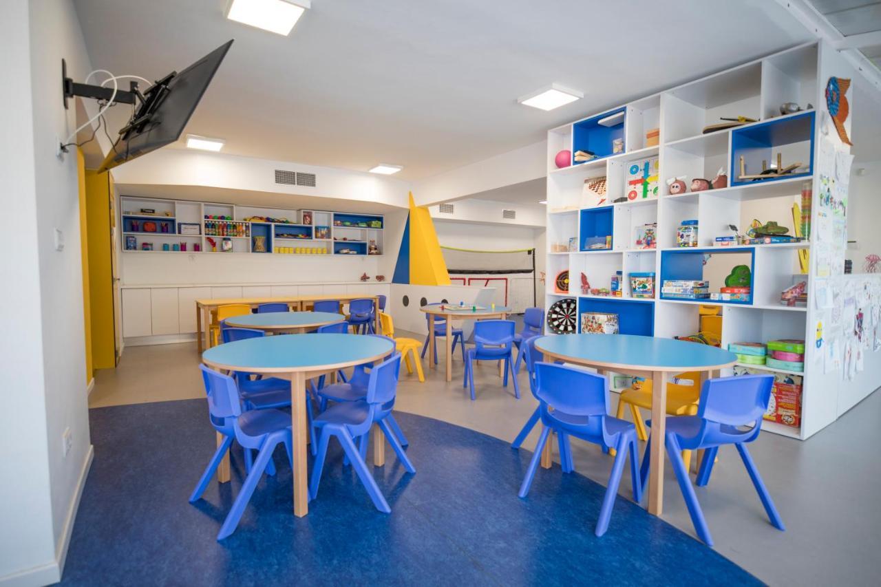Apartamentos Turisticos Augustus Cambrils Luaran gambar