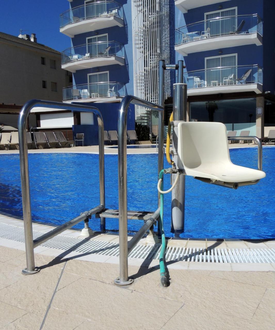 Apartamentos Turisticos Augustus Cambrils Luaran gambar